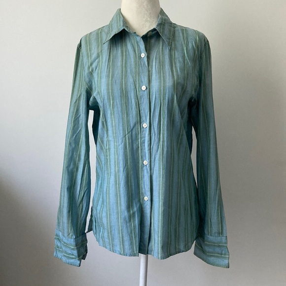 American Eagle Outfitters Vintage Button Down - Picture 1 of 9